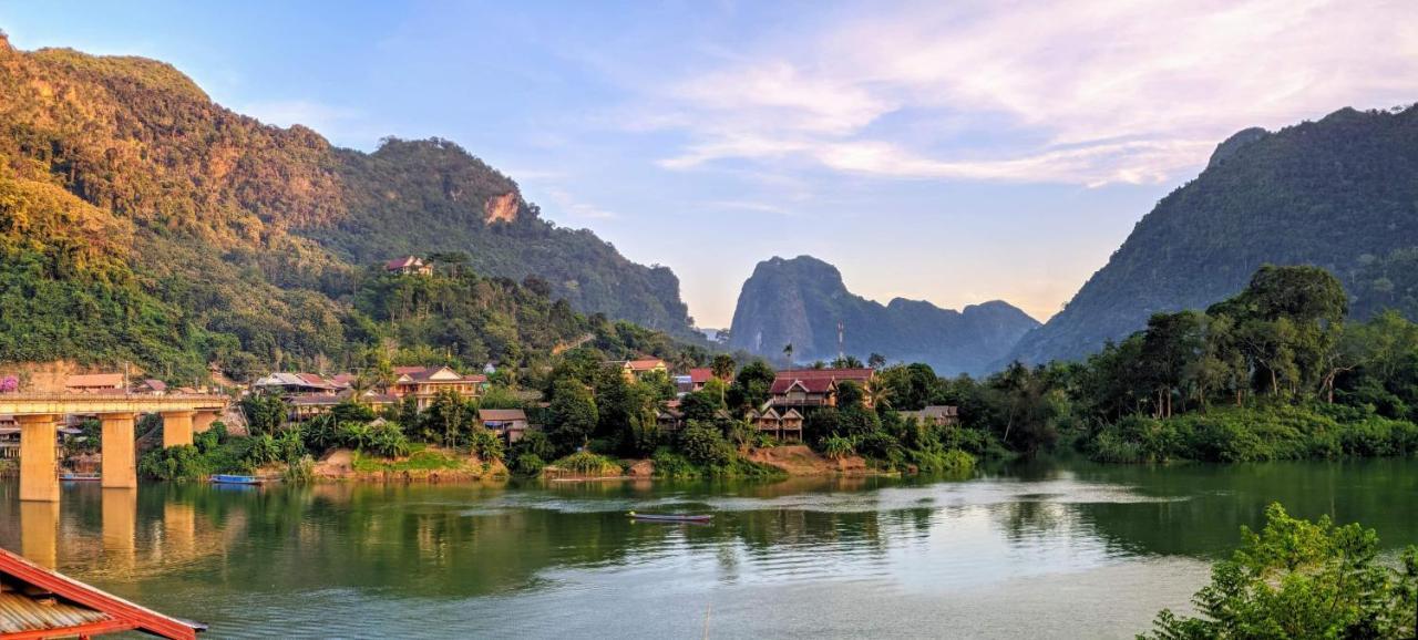 Arthith Guesthouse Nongkhiaw エクステリア 写真