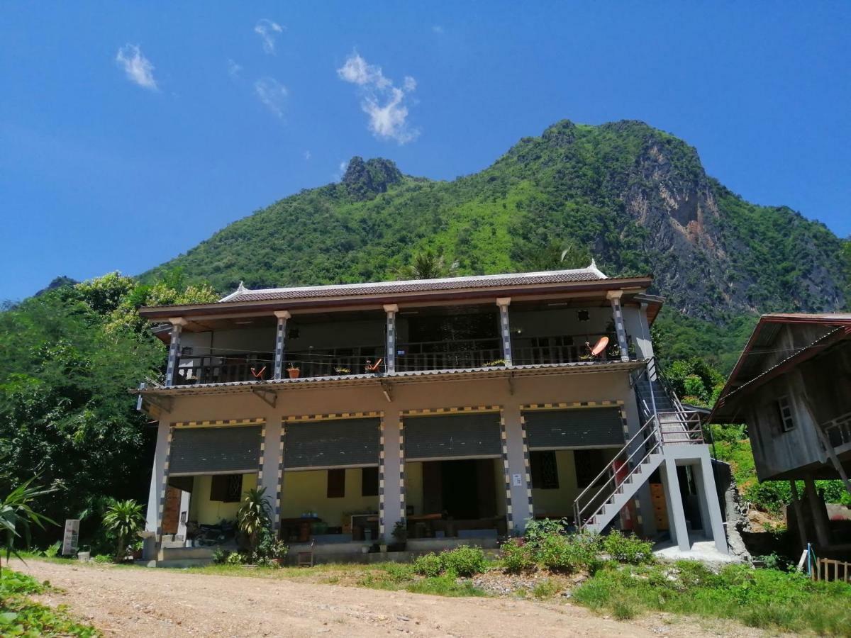 Arthith Guesthouse Nongkhiaw エクステリア 写真